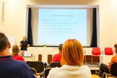 Předvánoční setkání neziskových organizací - foto